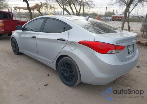 2013 Hyundai Elantra Gls z USA, uszkodzony, nr VIN 5NPDH4AE2DH343543